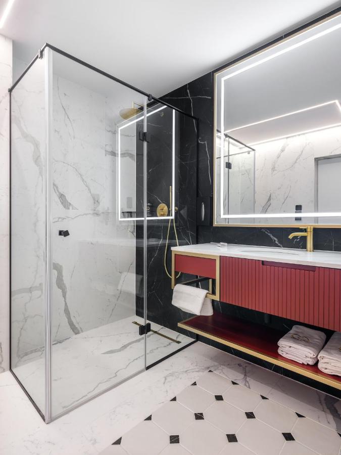 Golden Queen Deluxe Jacuzzi Apartments - Old Town Cracovie Extérieur photo