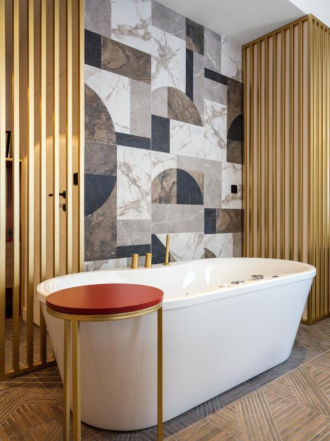 Golden Queen Deluxe Jacuzzi Apartments - Old Town Cracovie Extérieur photo